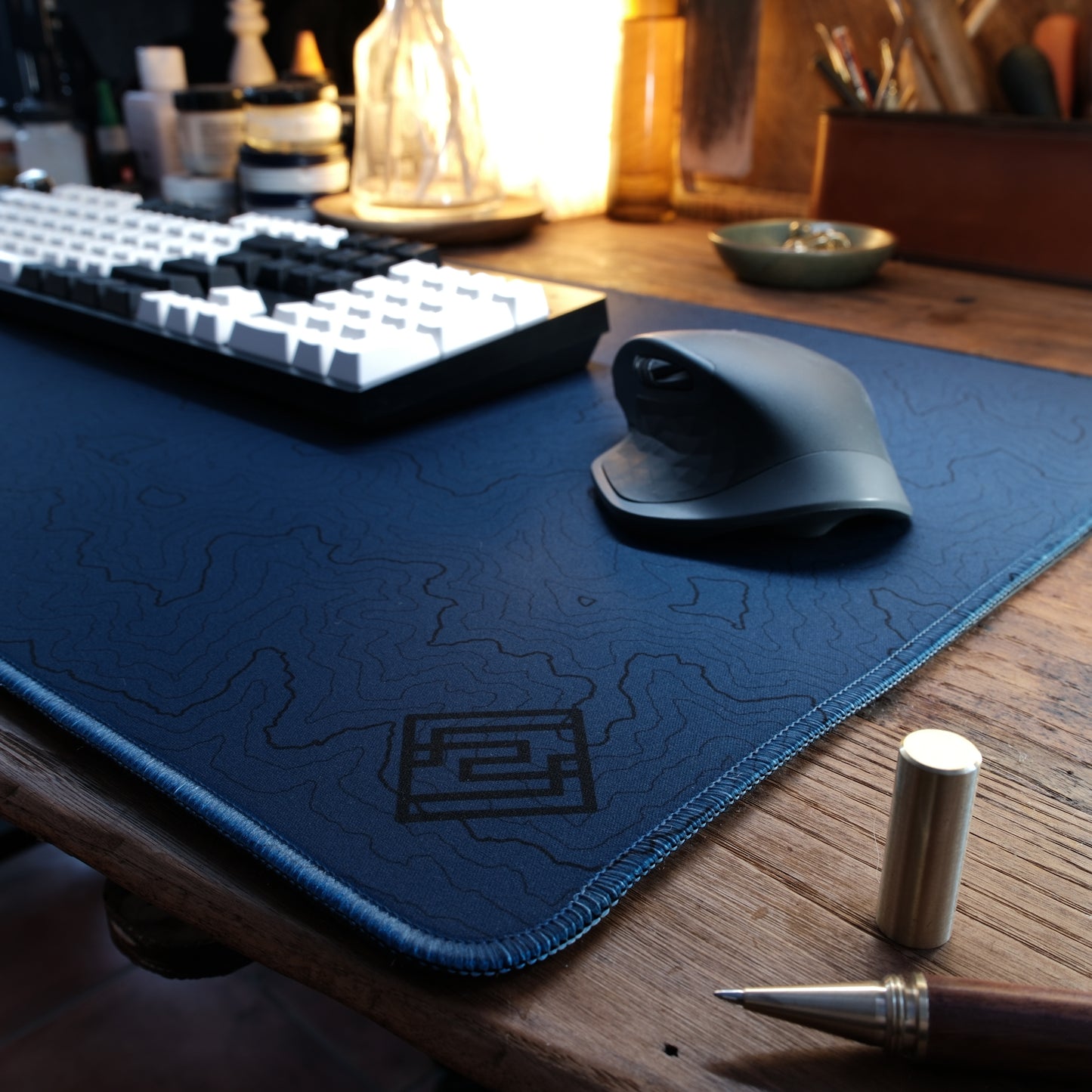 Kayzen Lab Terra Desk Mat – Bleu Topographic Edition (900×400 mm)