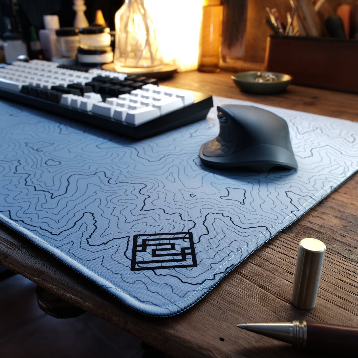 Kayzen Lab Terra Desk Mat – Grey Topographic Edition (900×400 mm)