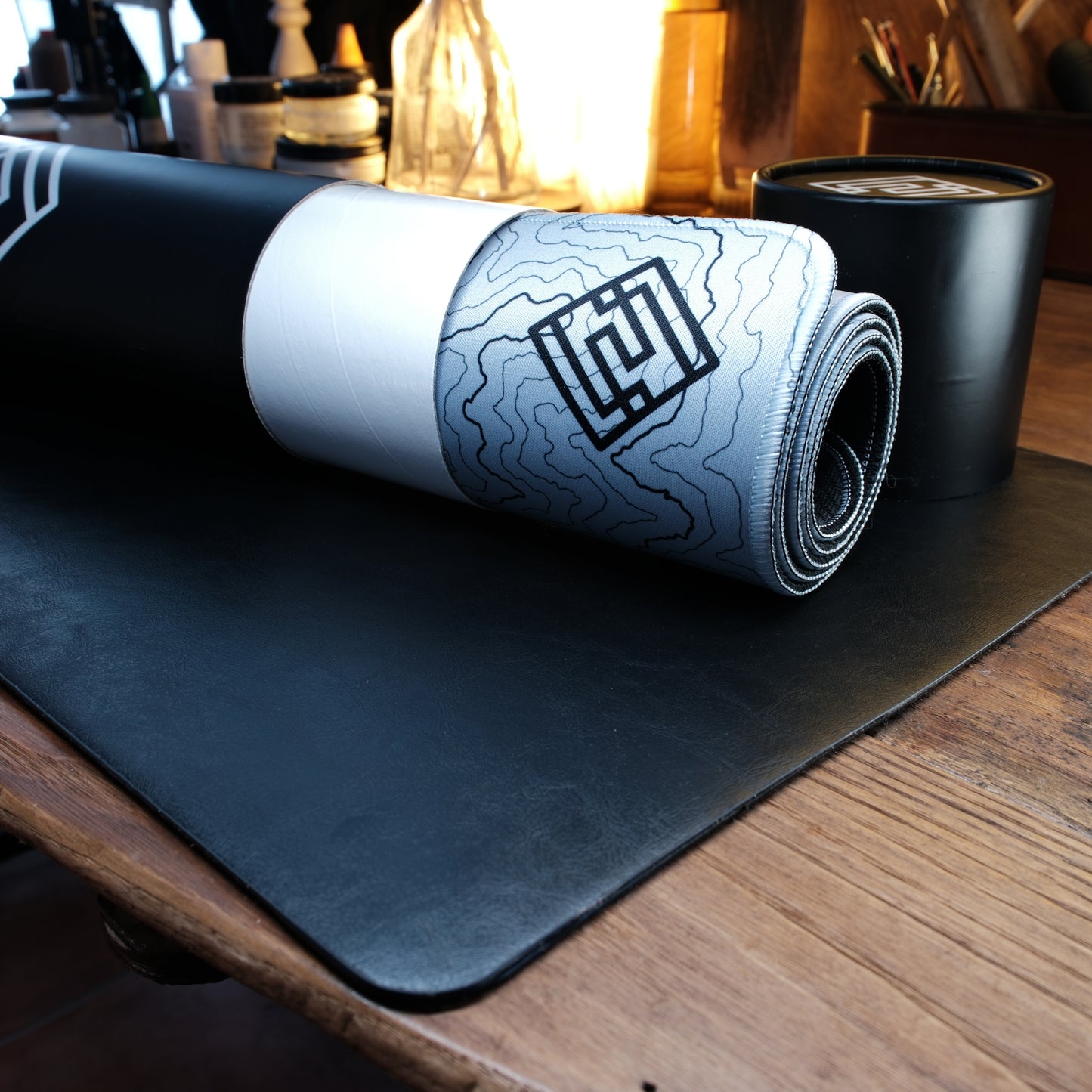 Kayzen Lab Terra Desk Mat – Grey Topographic Edition (900×400 mm)